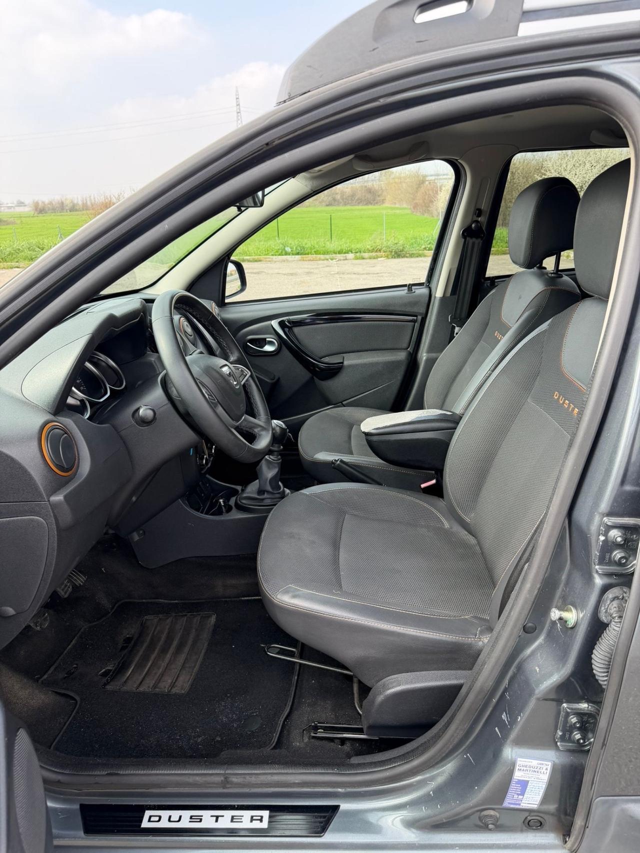 Dacia Duster 1.5 dCi 110 CV EDC S&S 4x2 Serie Speciale Brave