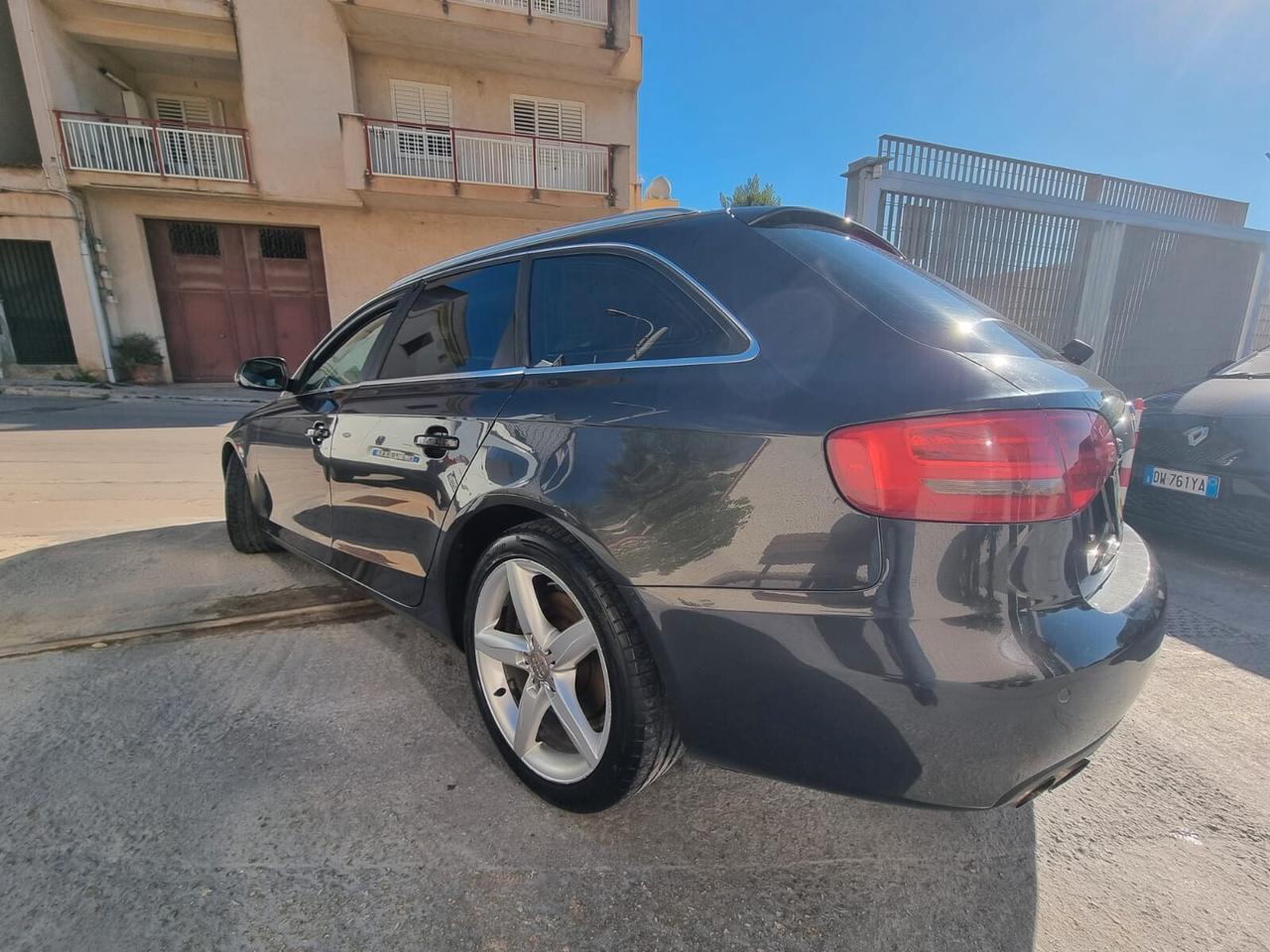 Audi A4 Avant 2.0 TDI 143CV F.AP. mult. Ambiente