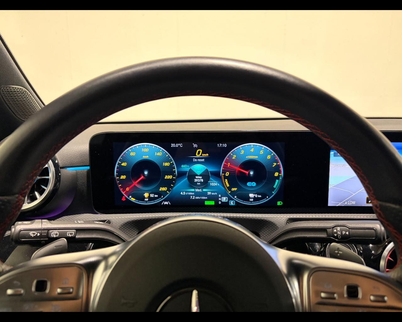 Mercedes-Benz CLASSE A 250 E AUTO. PREMIUM PLUS EDITION