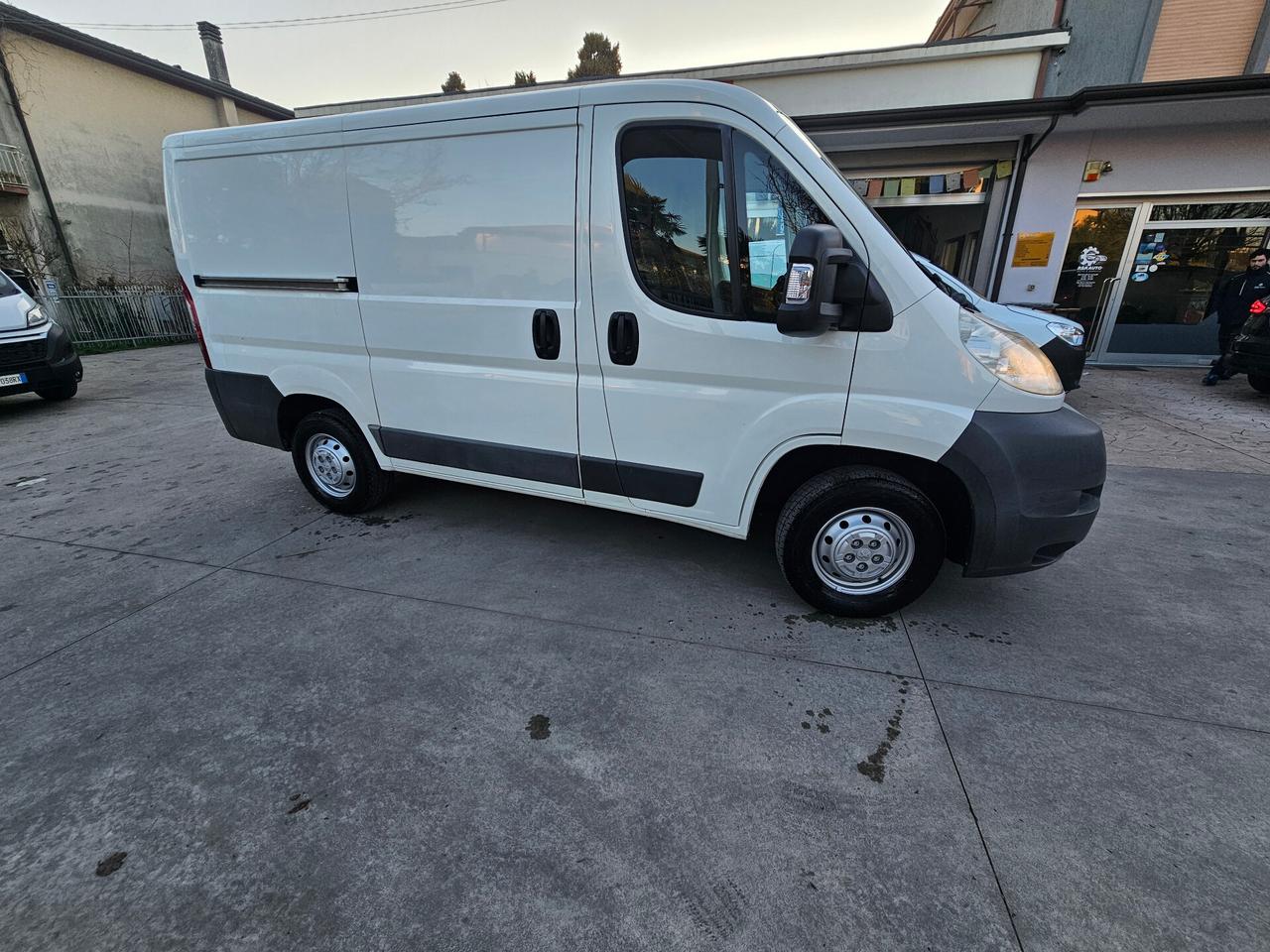 Peugeot Boxer 330 2.2 HDi/100CV PC-TN Furgone