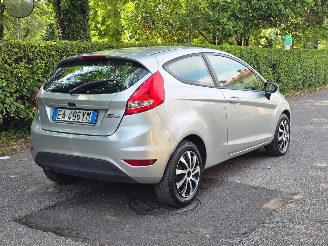 Ford Fiesta 1.2 82CV 3 porte Titanium - 2010