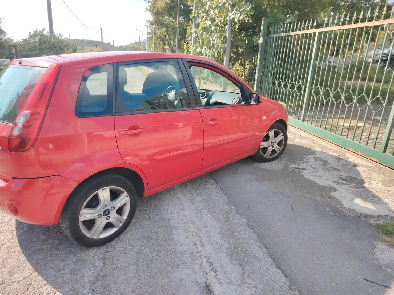 Ford Fiesta 1.4 TDCi 5p. Clever