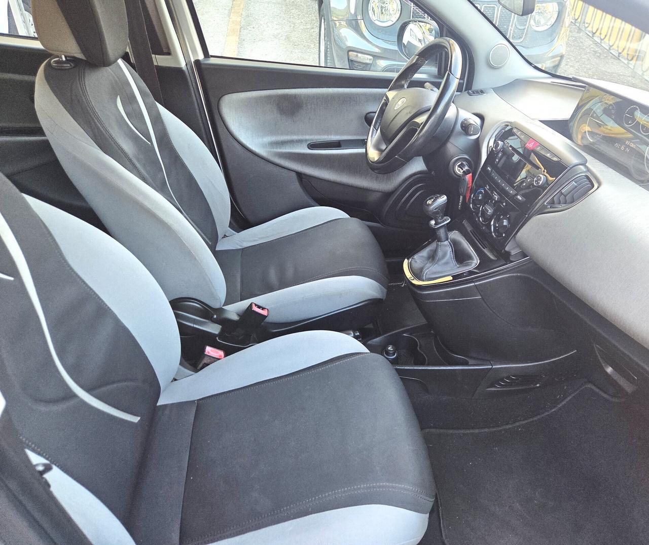Lancia Ypsilon 1.2 SOLO 83000 KM TAGLIANDATA GARANZIA