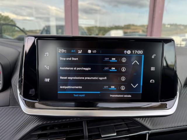 Peugeot 2008 1.2 Benzina Active Pack s&s 100cv