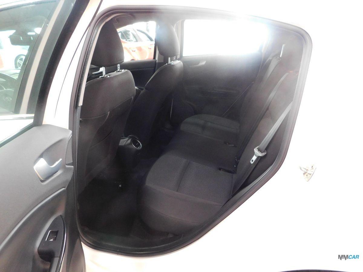 ALFA ROMEO - Giulietta - 1.6 JTDm-2 105 CV Distinctive