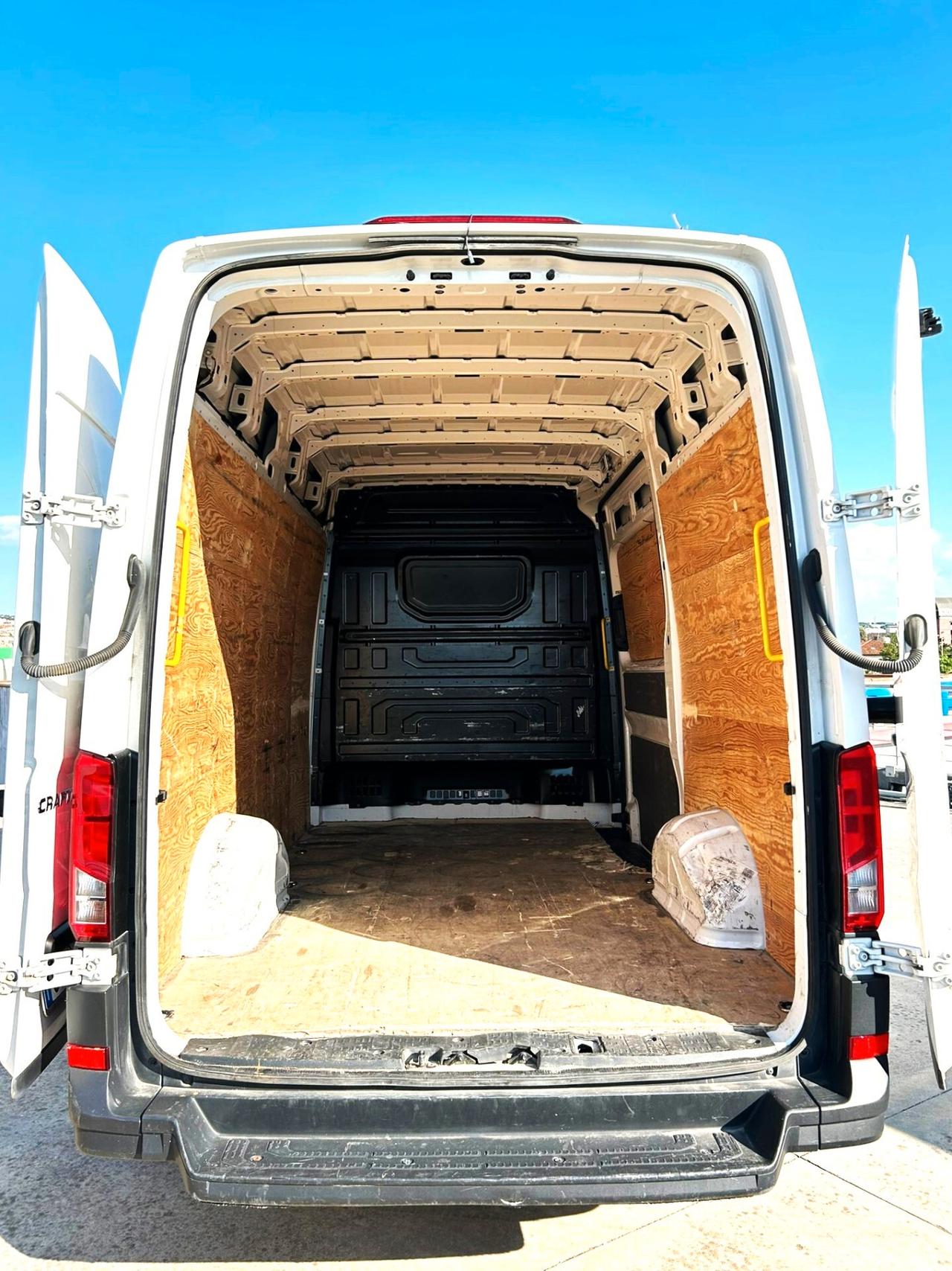Volkswagen Crafter 2.0 Tdi 143 cv TA