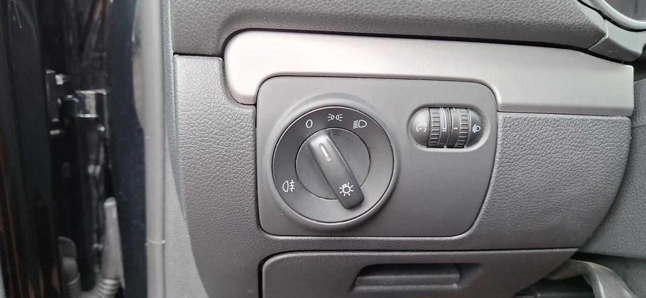 Volkswagen Golf 1.4 5p. United