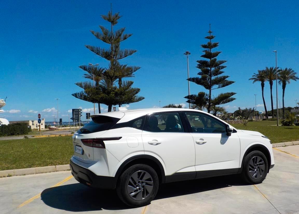 Nissan Qashqai MHEV 140 CV Business