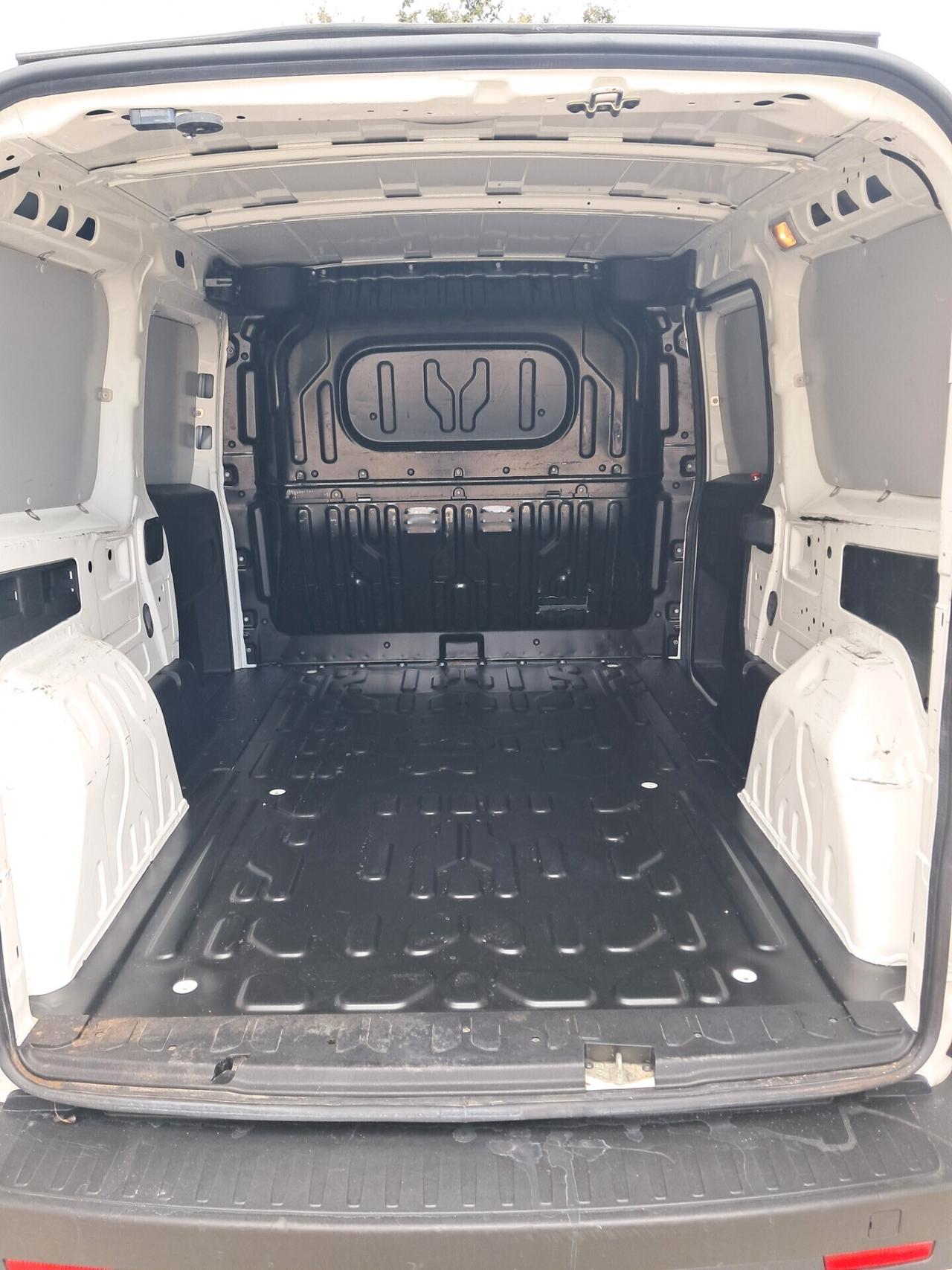 Fiat Doblò 1.6 MTJ maxi Lamierato (Iva Esposta)