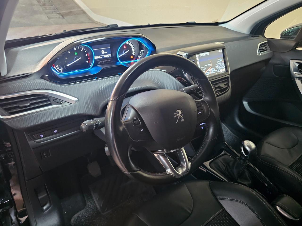 Peugeot 2008 BlueHDi 120 S&S Allure
