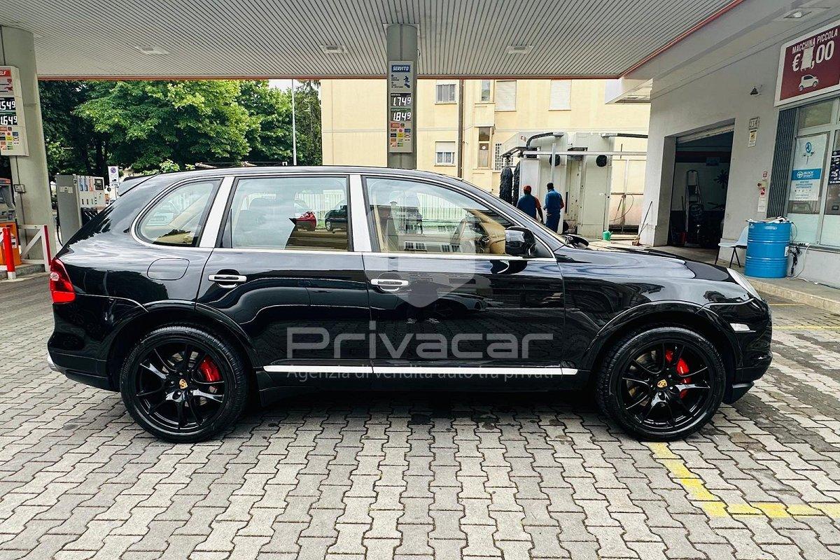 PORSCHE Cayenne 4.8 Turbo