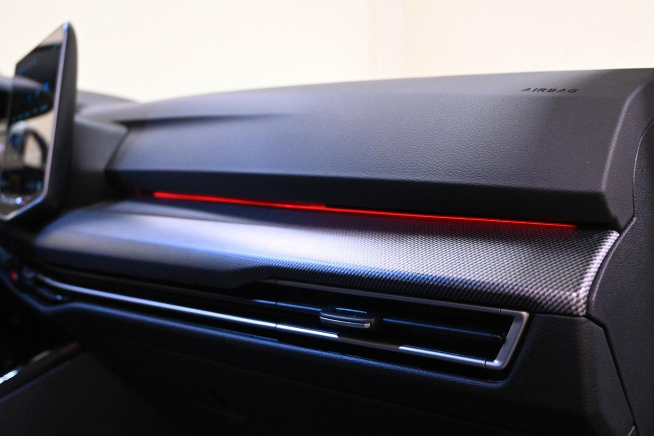 VOLKSWAGEN Golf 8ª serie Golf 2.0 TDI 150 CV D...