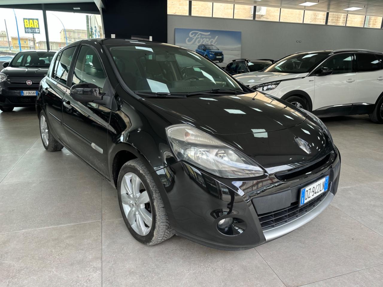 Renault Clio 1.2 16V 5 porte Dynamique 2010