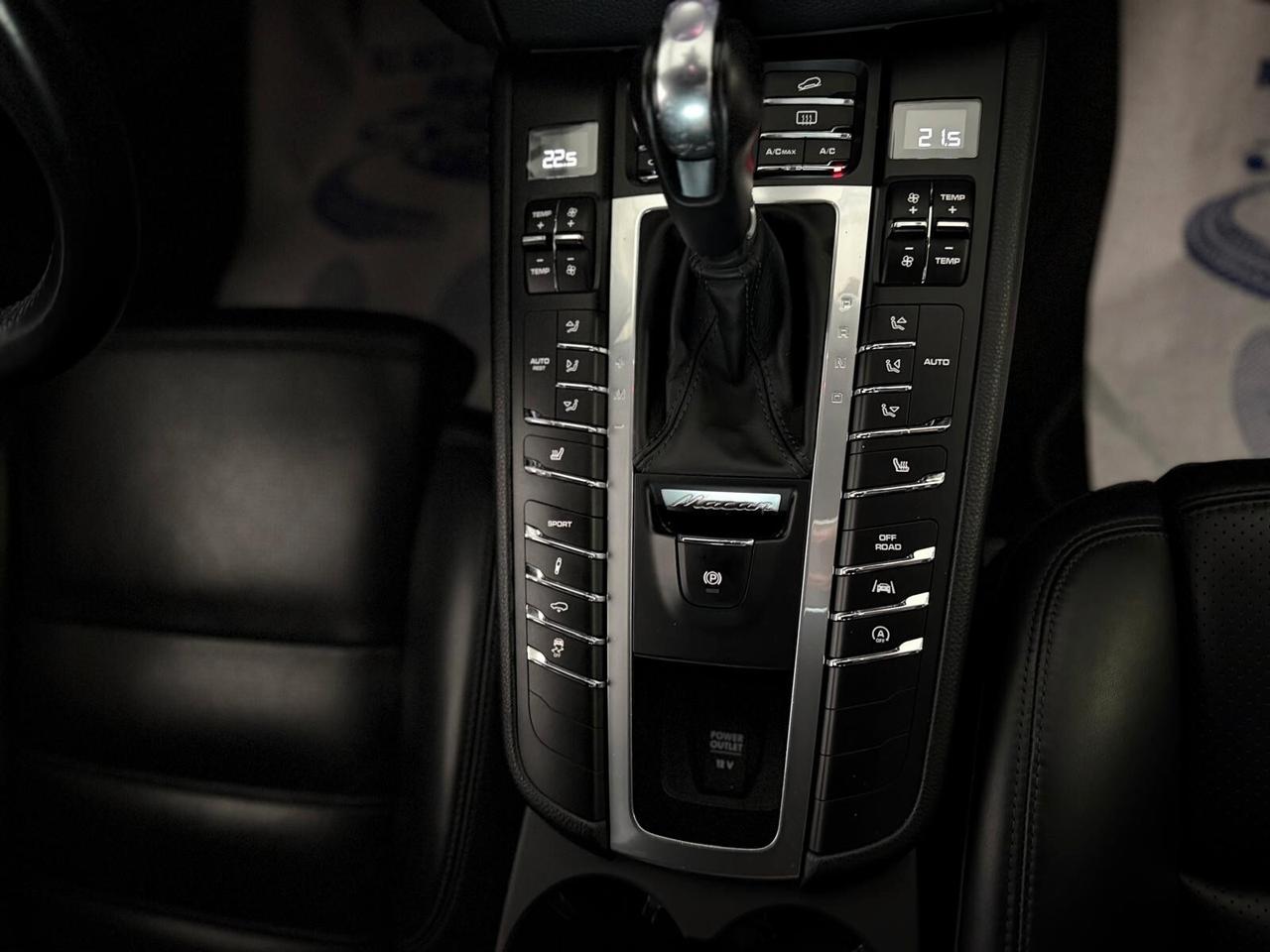 Porsche Macan 3.0 S Porsche Approved PERMUTE