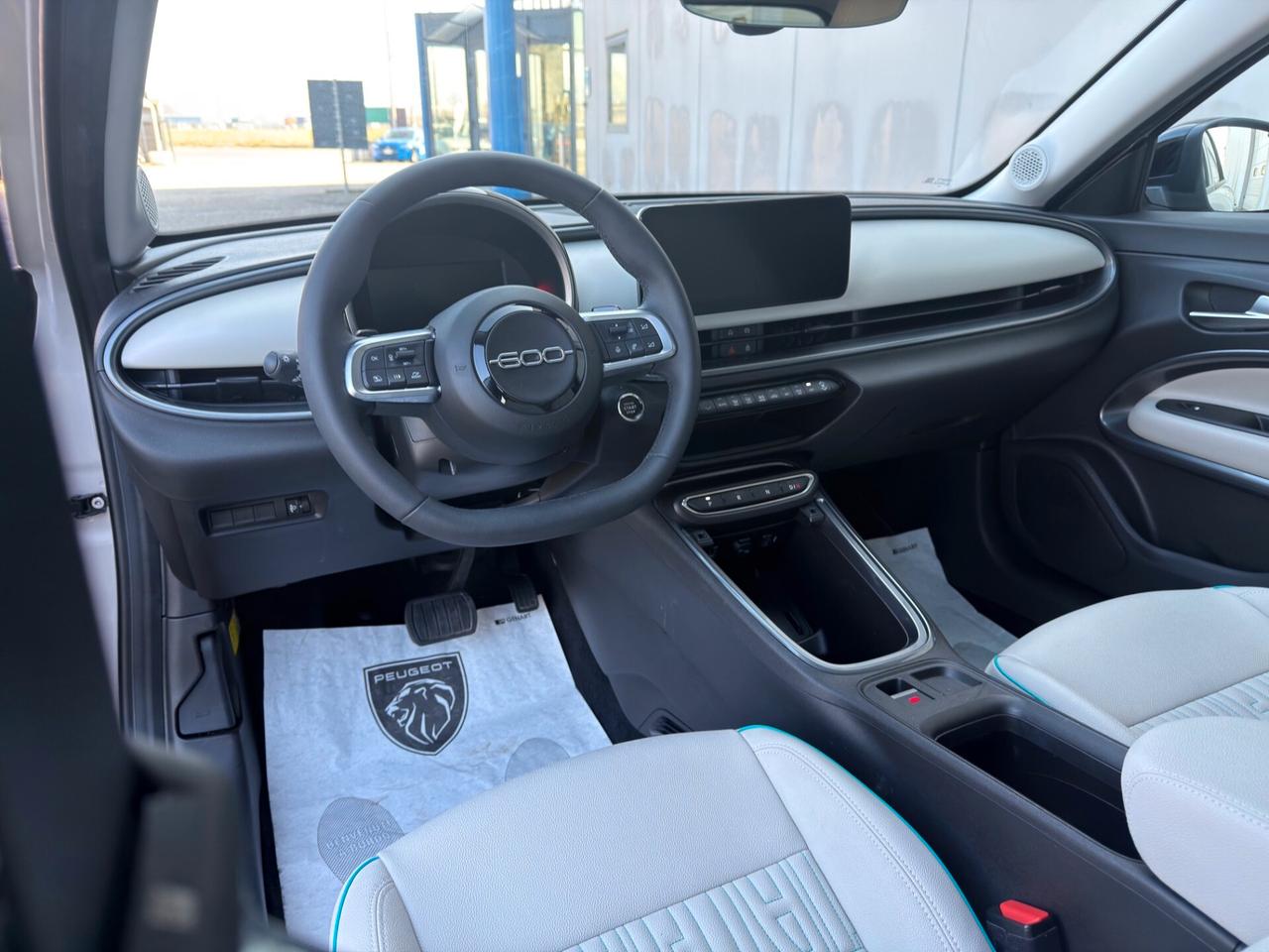 Fiat 600 Hybrid 136 CV DCT MHEV La Prima