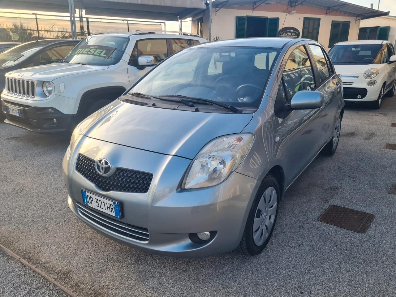 Toyota Yaris 1.4 D-4D 5 porte Navi