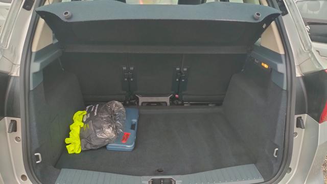 FORD C-Max 1.6 TDCi 95CV Plus 131000KM