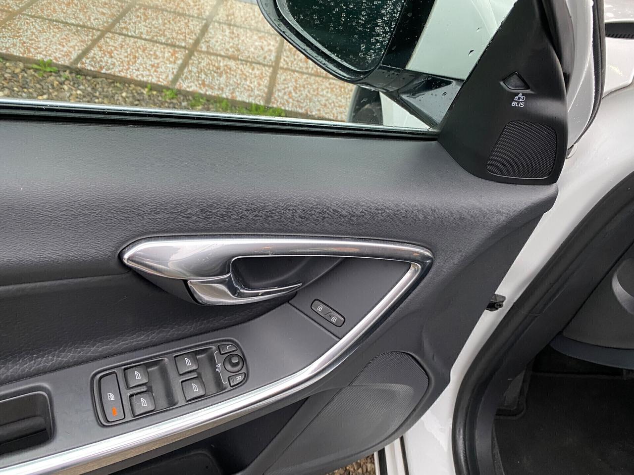 Volvo V60 D6 AWD Geartronic Plug-In -Gancio -Unico Proprietario