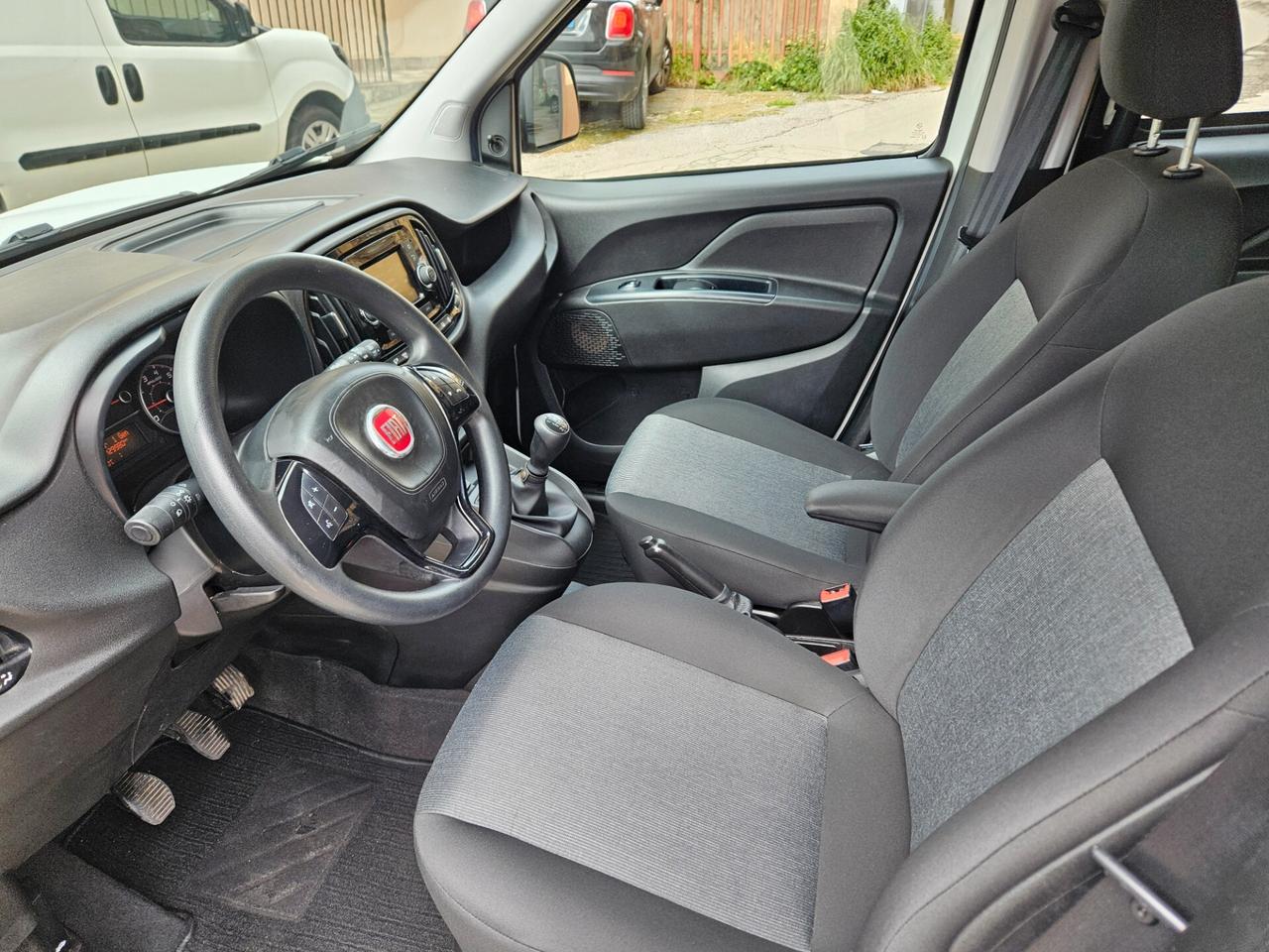 FIAT DOBLO' 1300 MJT 5 POSTI IVA COMPRESA KM CERTI