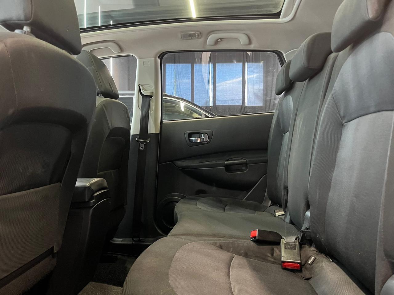 Nissan Qashqai 2.0 dCi DPF Tekna 7 POSTI TETTO