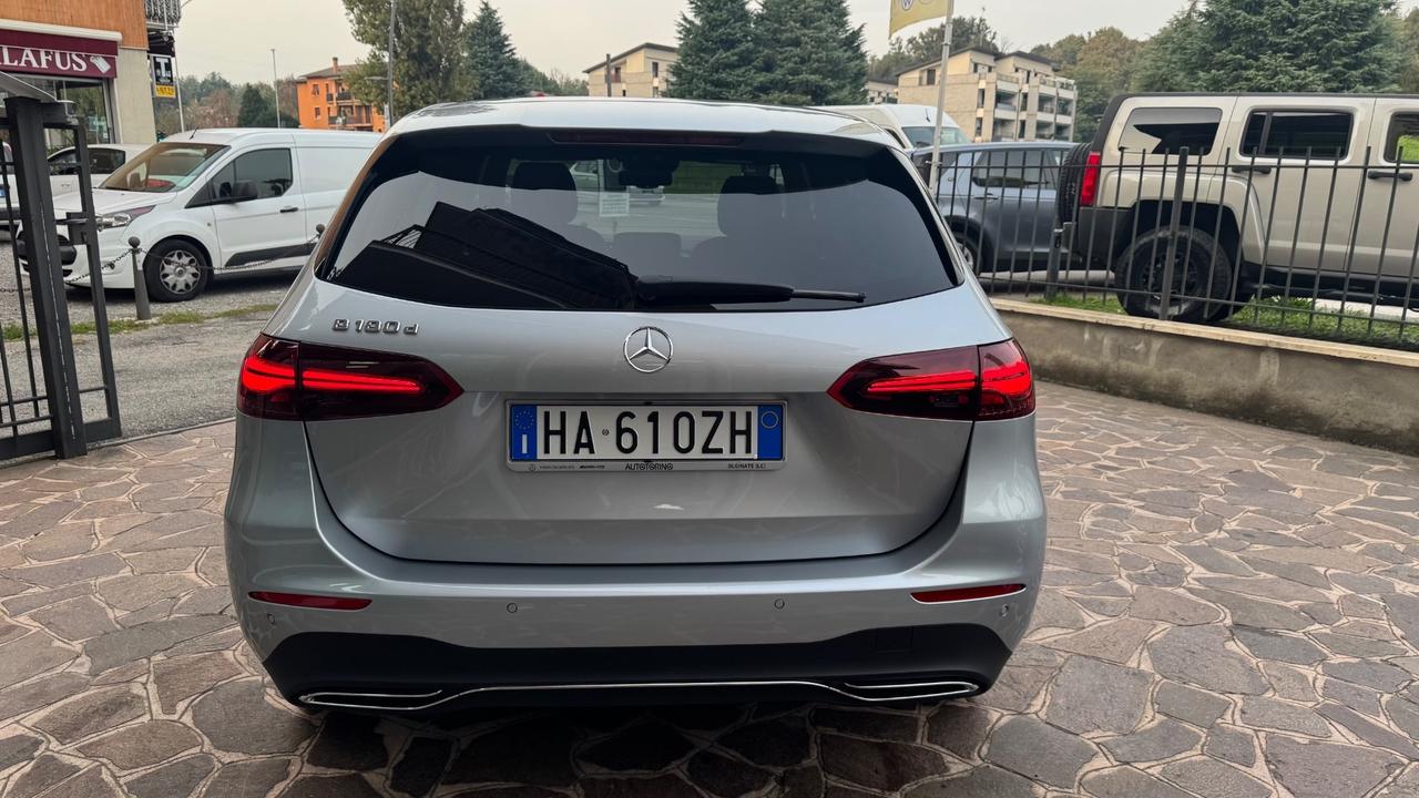 MERCEDES B SPORTSTOURER CLASSE B NEW 180 D STREET EDITION