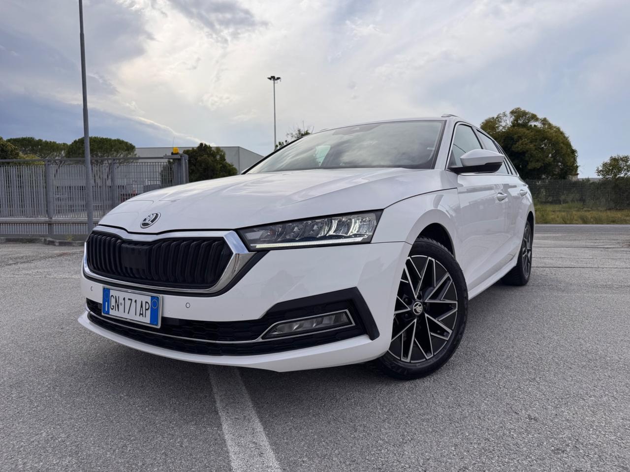Skoda Octavia 1.5 G-TEC DSG Wagon Style