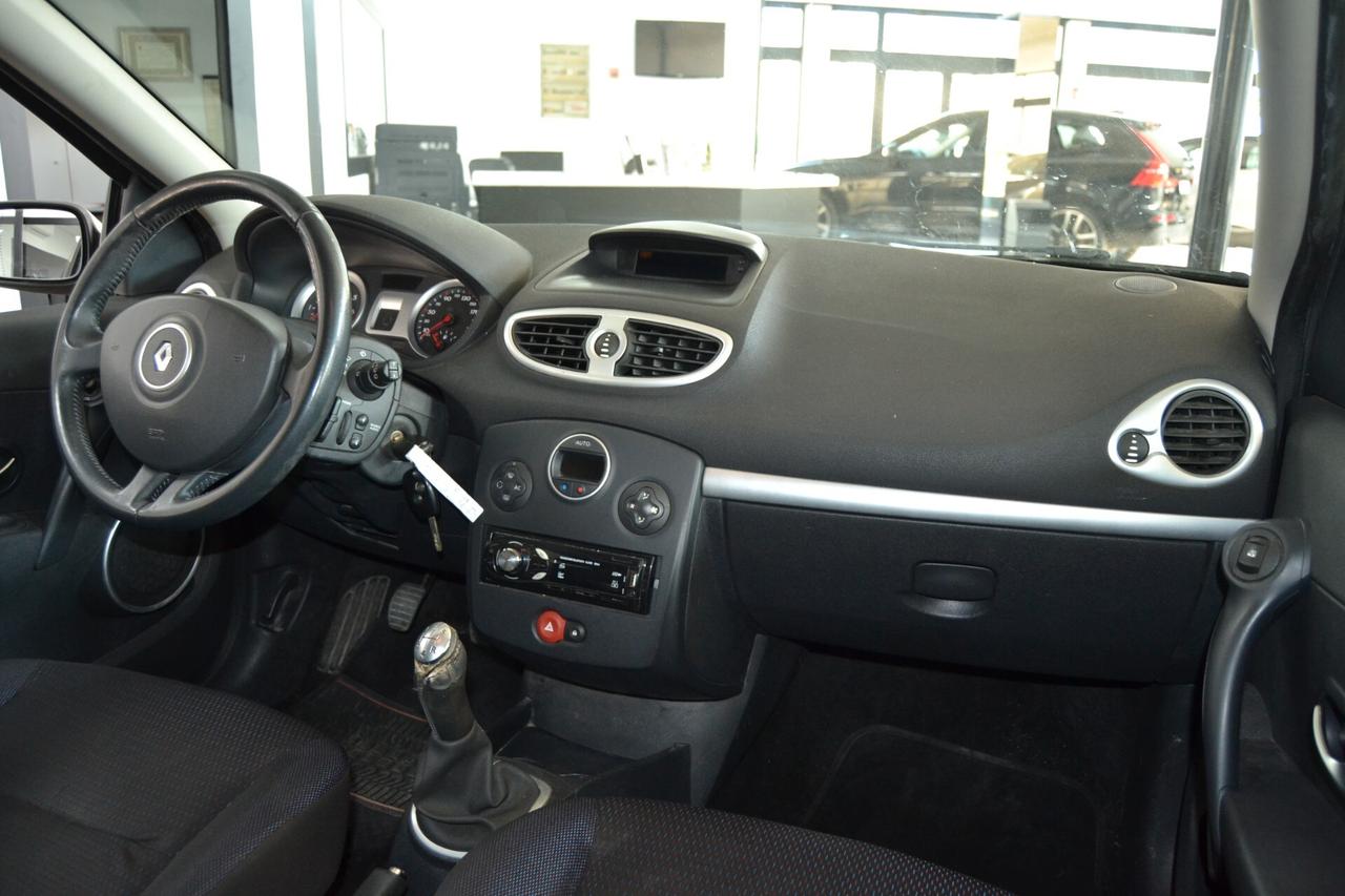 Renault Clio 1.2i 5 porte Dynamique KMDOC/Clima/ABS