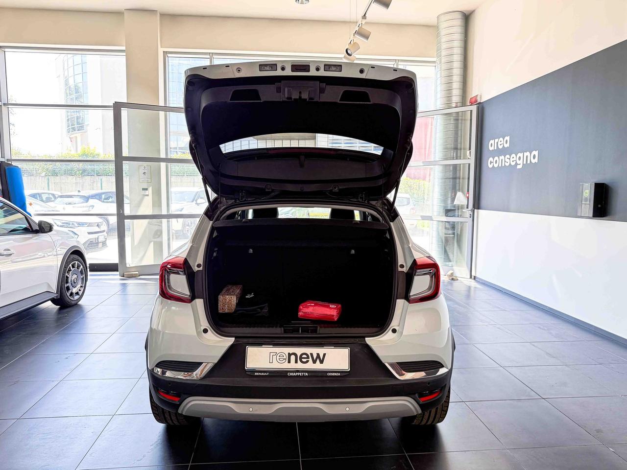 Renault Captur 1.6 e-tech hybrid intens 145cv auto