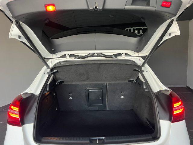 MERCEDES-BENZ GLA 200 d Automatic Sport