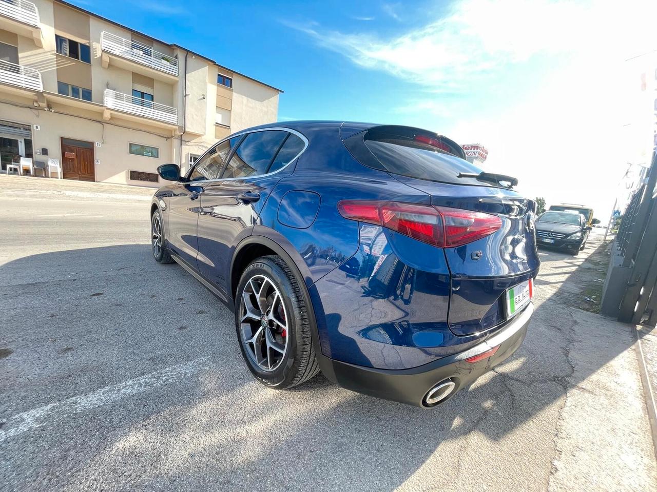 Alfa Romeo Stelvio 2.2 Turbodiesel 210 CV AT8 Q4 Executive