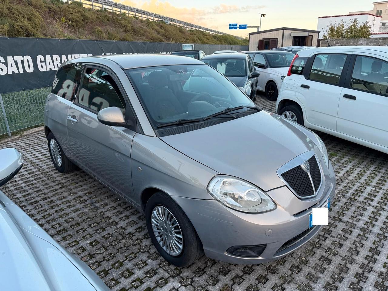 Lancia Ypsilon 1.3 MJT 75 CV Elle-08/2010