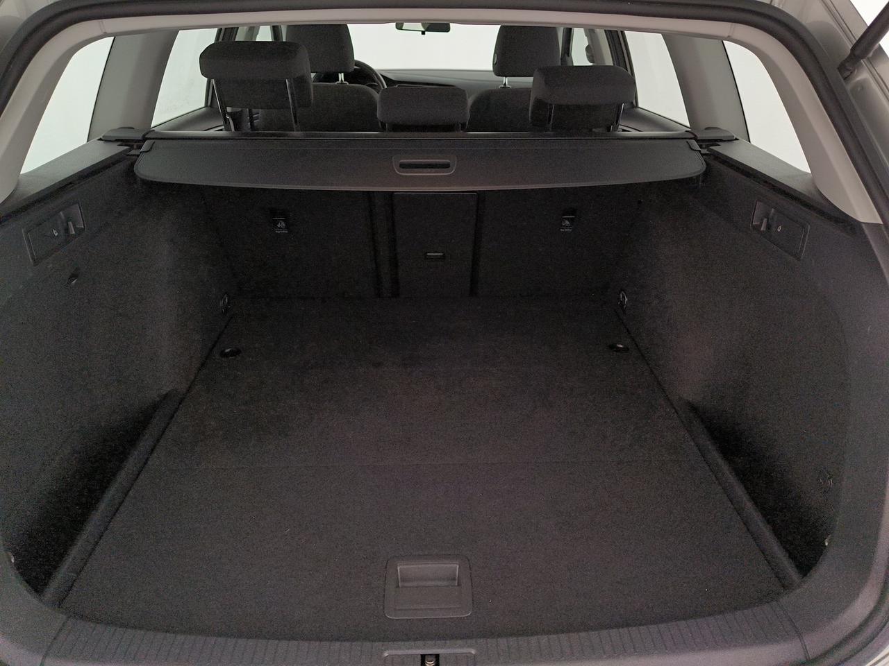 Volkswagen Golf variant 2.0 tdi business 150cv dsg