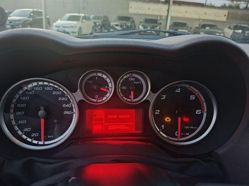 Alfa Romeo MiTo 1.3 JTDm-2 95 CV S&S DistinctiveLEGGI