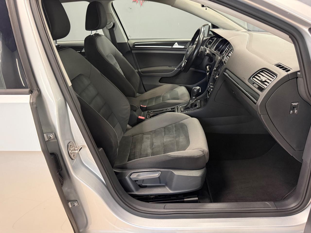Volkswagen Golf 1.6 TDI DSG 5p. Highline BlueMotion Technology