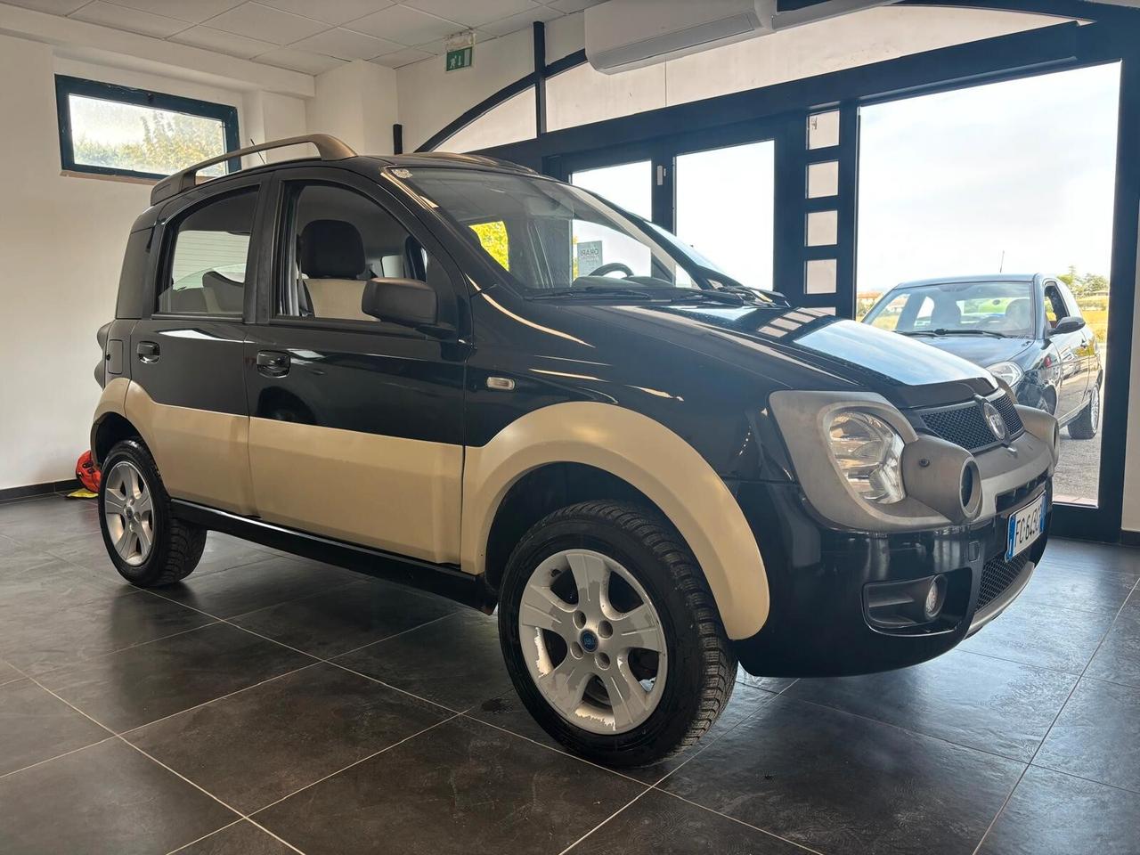 FIAT PANDA ANNO 2006 DS 1.3 ATRAZIONE 4X4 KM 200 MILA