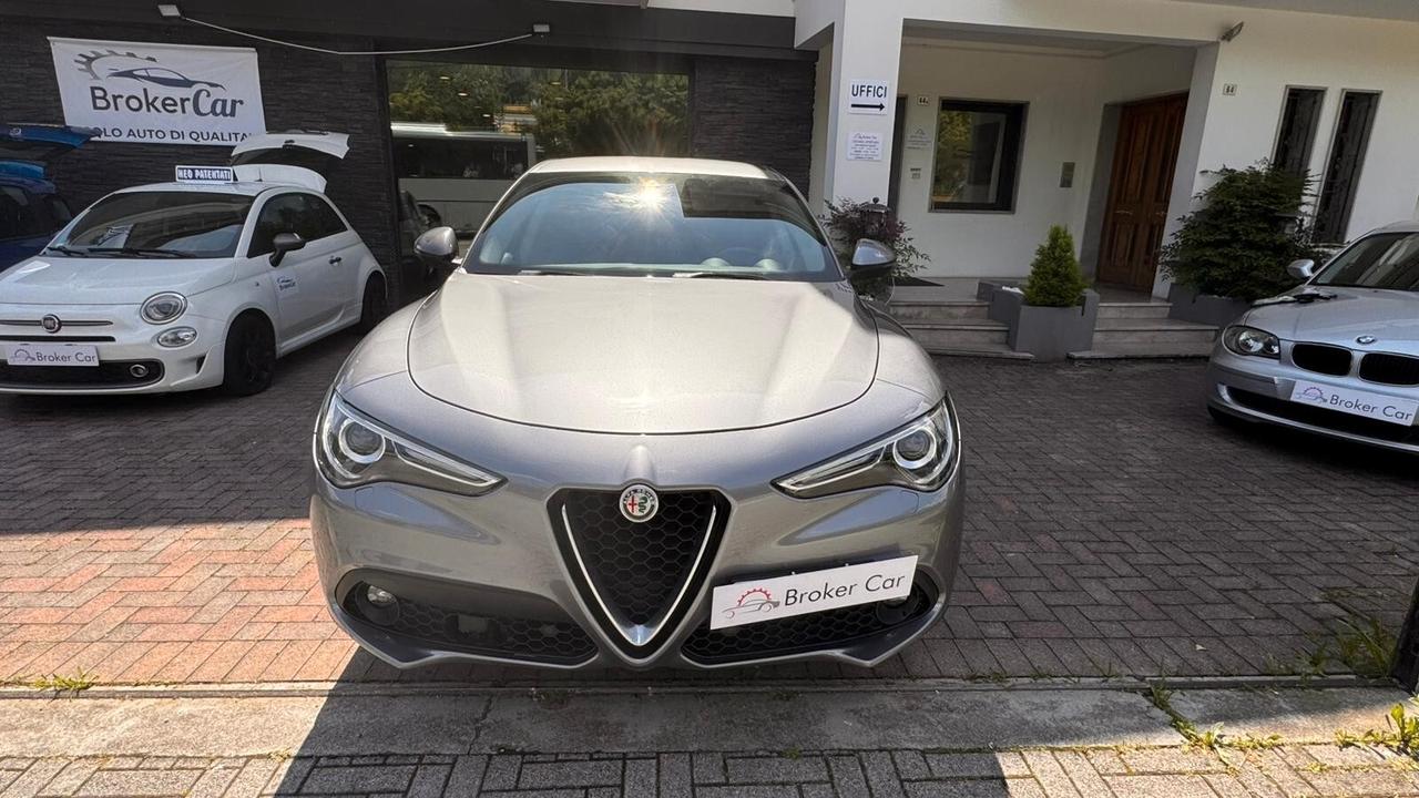 Alfa Romeo Stelvio 2.2 Turbodiesel 210 CV AT8 Q4 Executive
