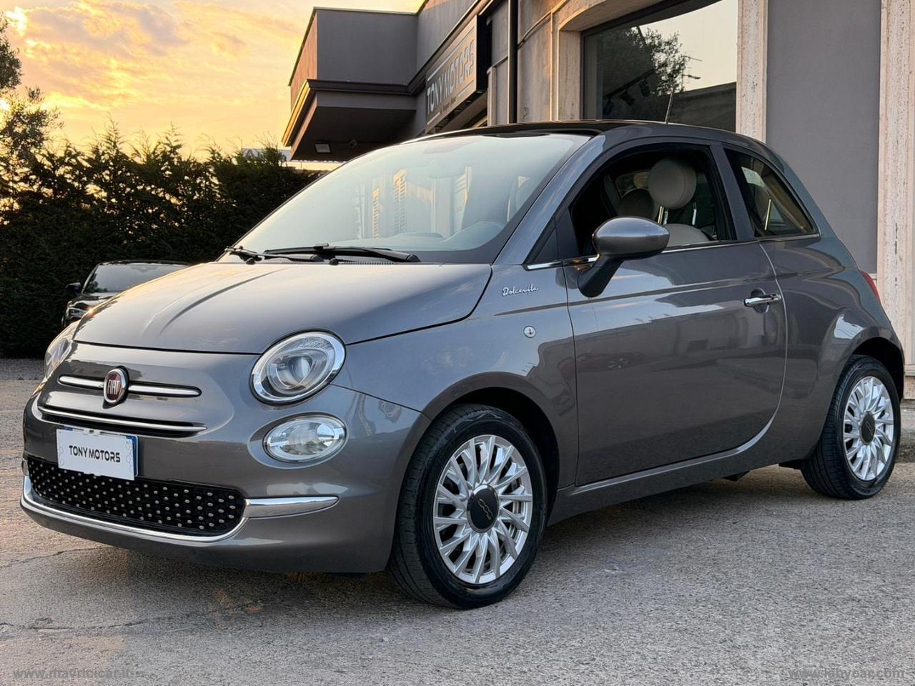 FIAT 500 C 1.0 Hybrid Dolcevita