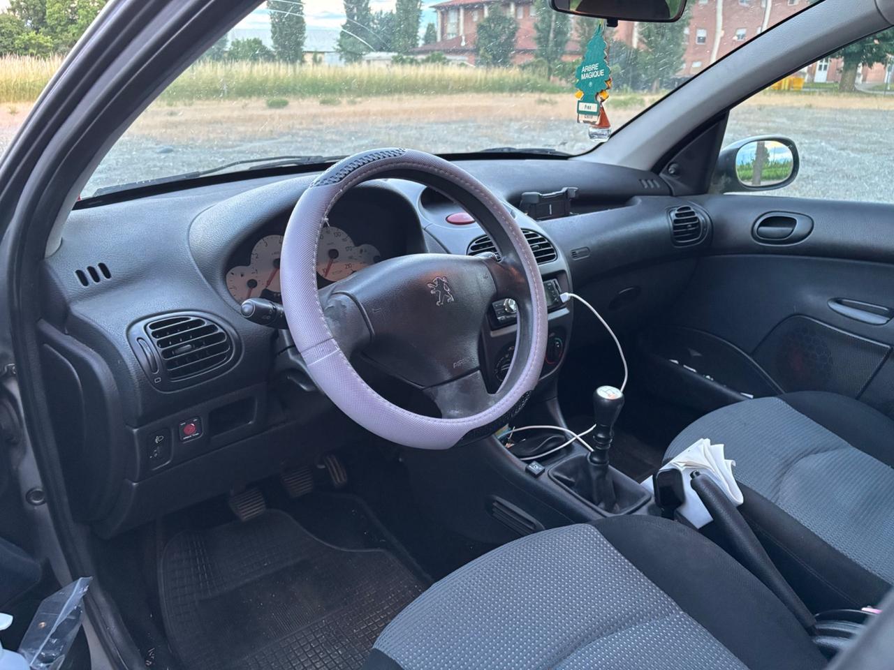 Peugeot 206 1.4 GPL