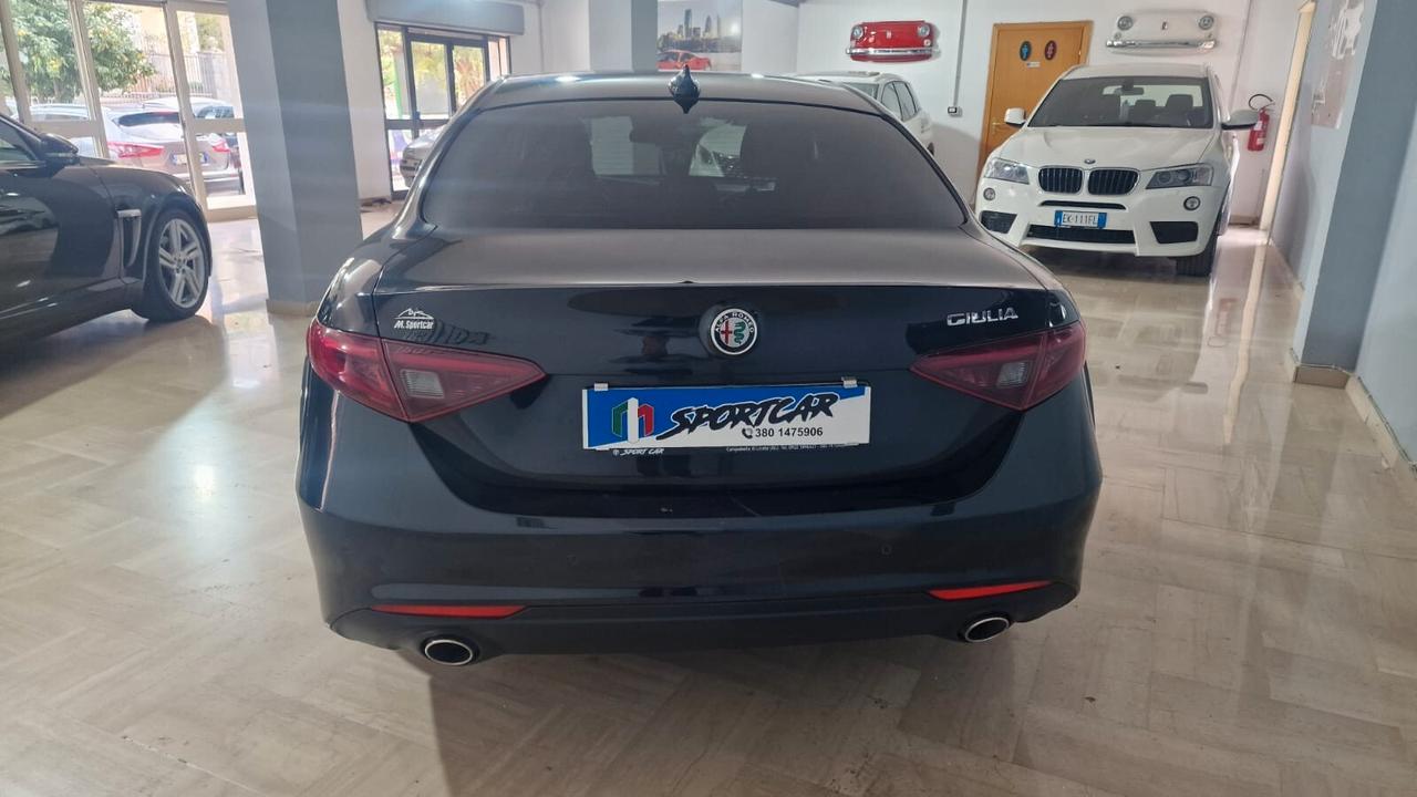 Alfa Romeo Giulia 2.2 Turbodiesel 180 CV AT8 Super