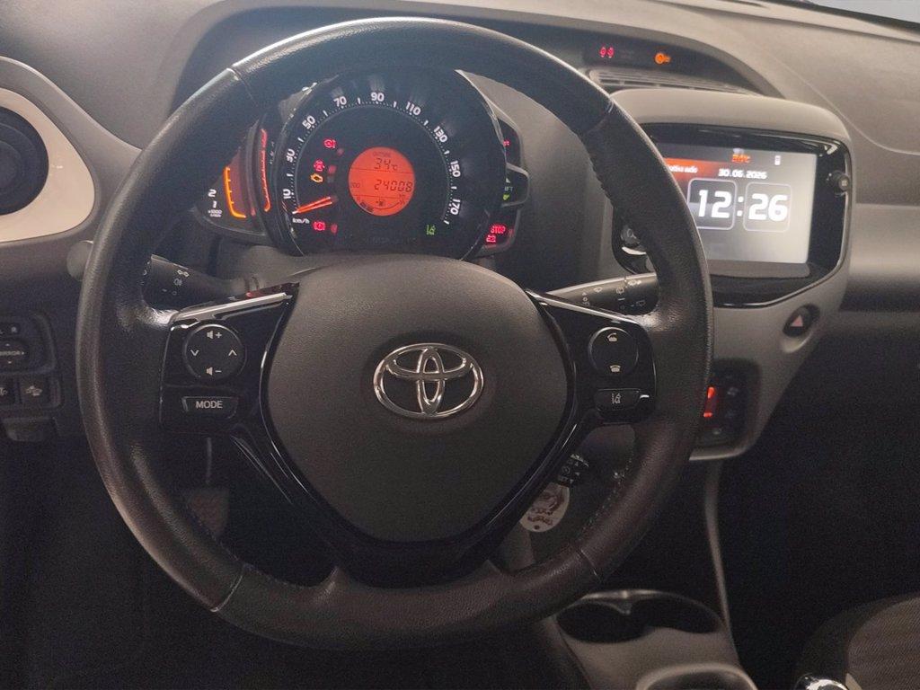 TOYOTA Aygo 5p 1.0 x-play 72cv del 2018