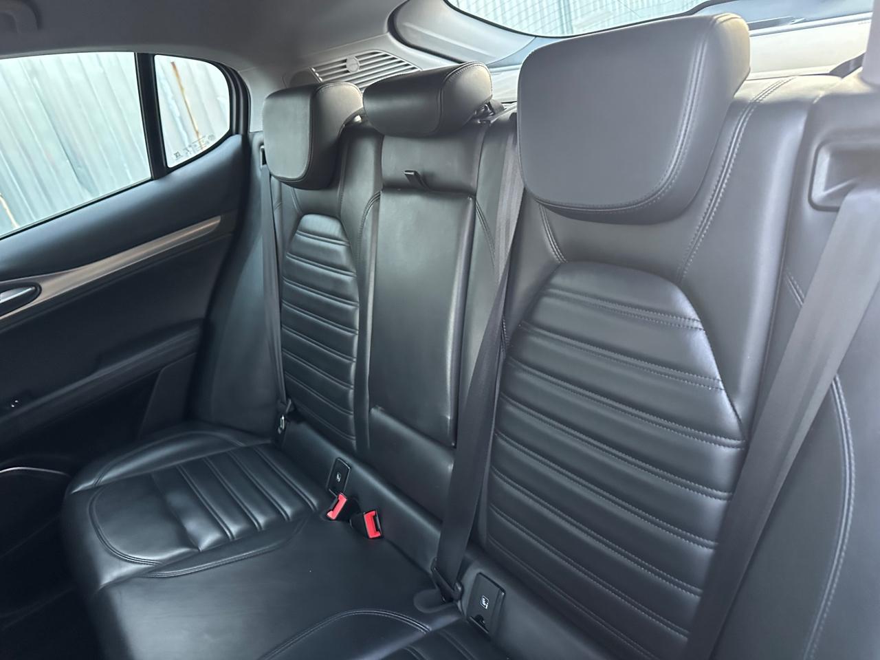 Alfa Romeo Stelvio 2.2 Turbodiesel 210 CV AT8 Q4 Executive