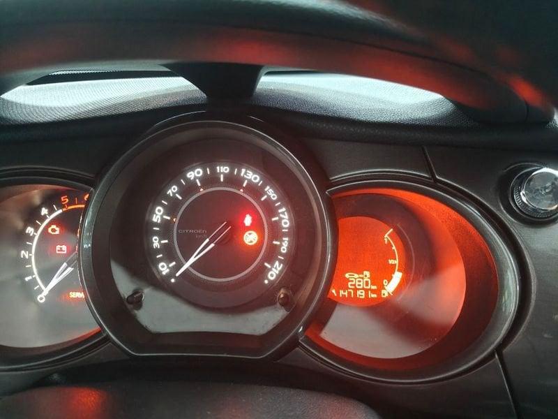 Citroën C3 C3 1.4 HDi 70 Exclusive LEGGI