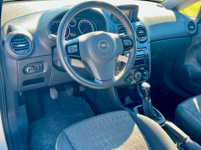 Opel Corsa 1.2 3 porte - 2013