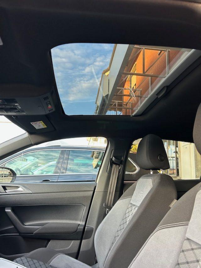 VOLKSWAGEN Taigo 1.5 TSI ACT 150 CV DSG R-Line UNICO PROPRIETARIO