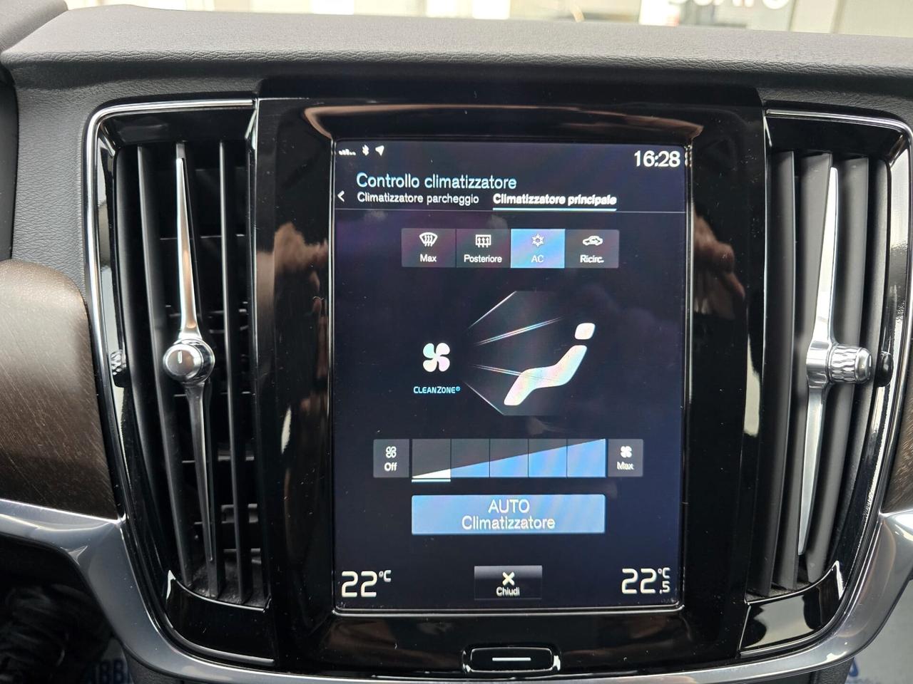 Volvo V90 CC D4 AWD 190cv Geartronic Pro Ocean Race