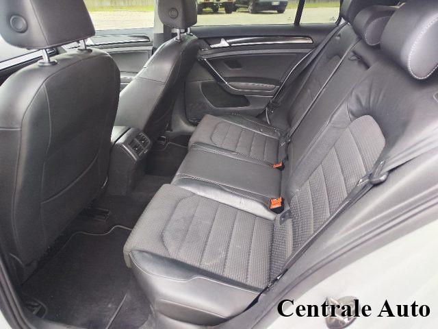 VOLKSWAGEN Golf Variant 1.6 TDI 110 CV DSG Highline BMT