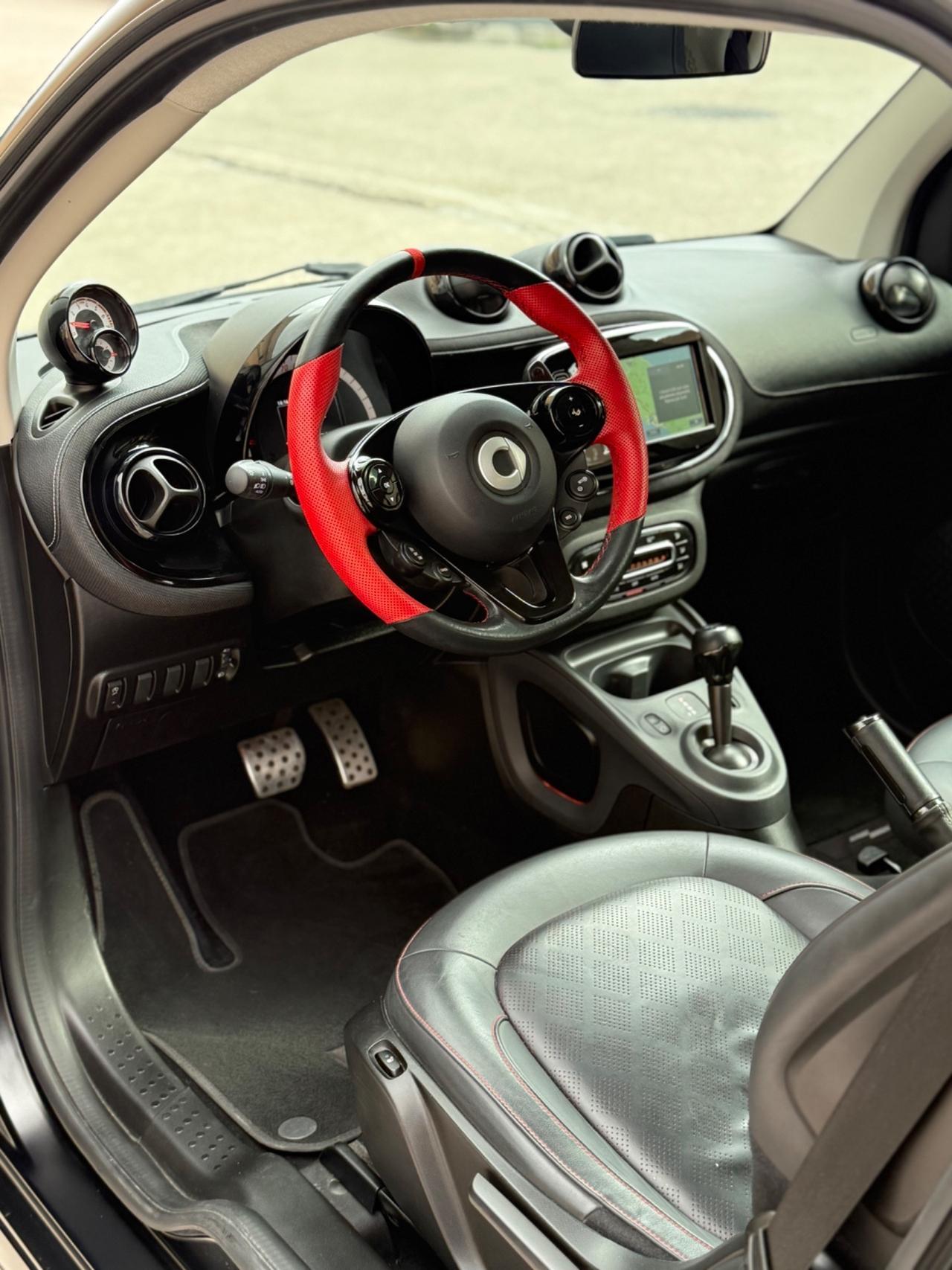 Smart ForTwo 90 0.9 Turbo twinamic Pure Black