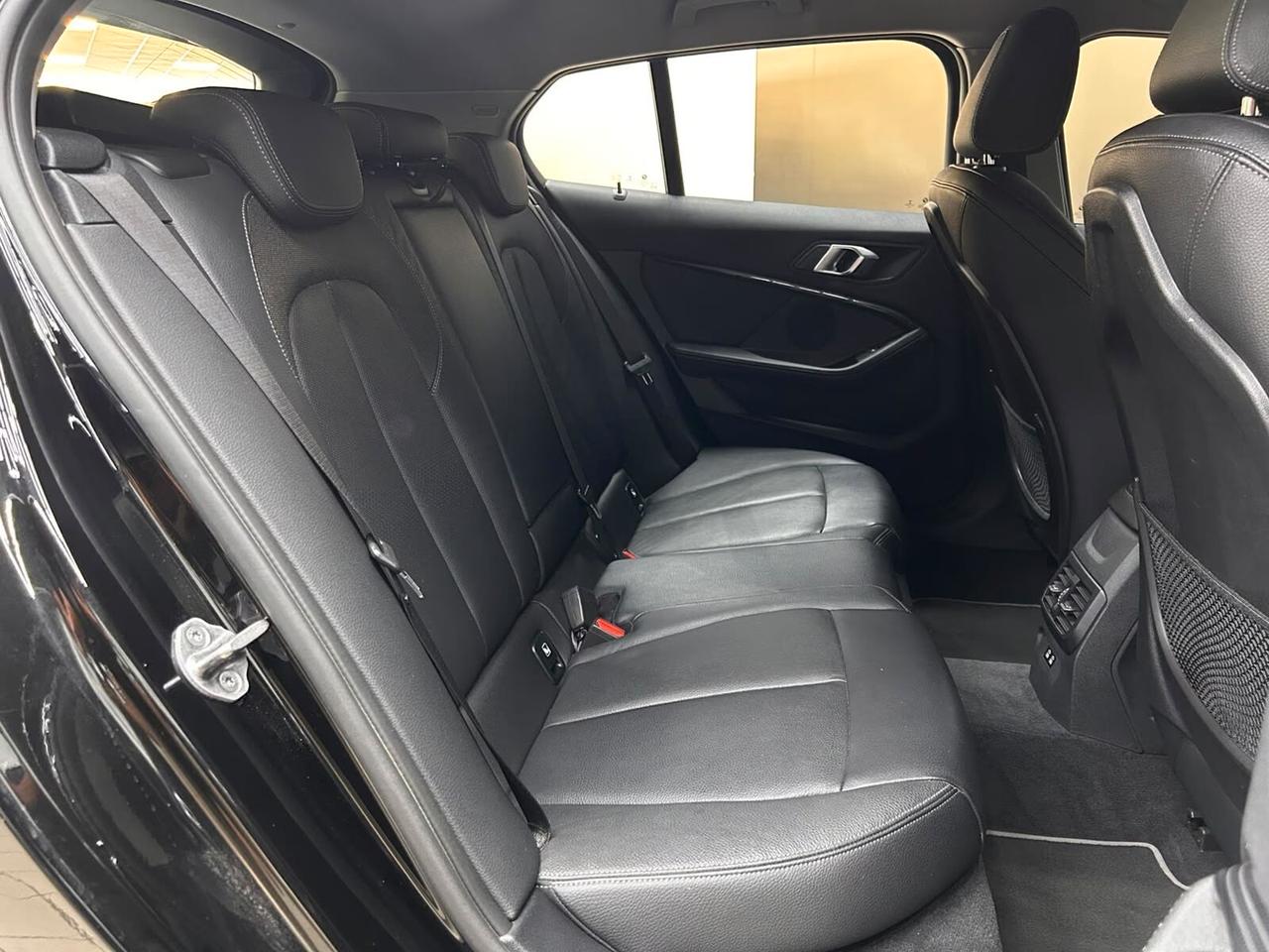 Bmw 118 118i 5p. Msport