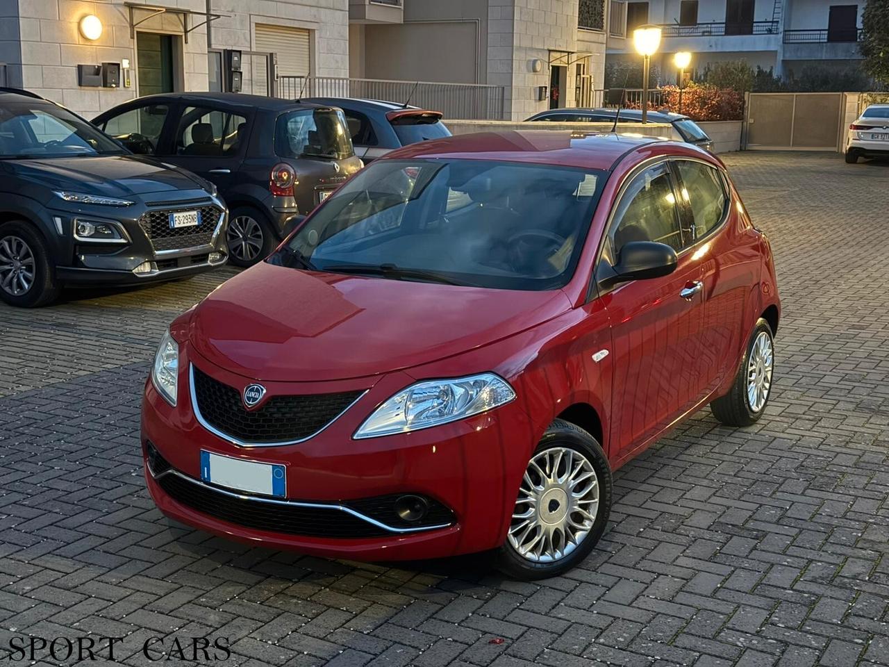 Lancia Ypsilon 1.2 69 CV 5 porte Gold , NEOPATENTATI