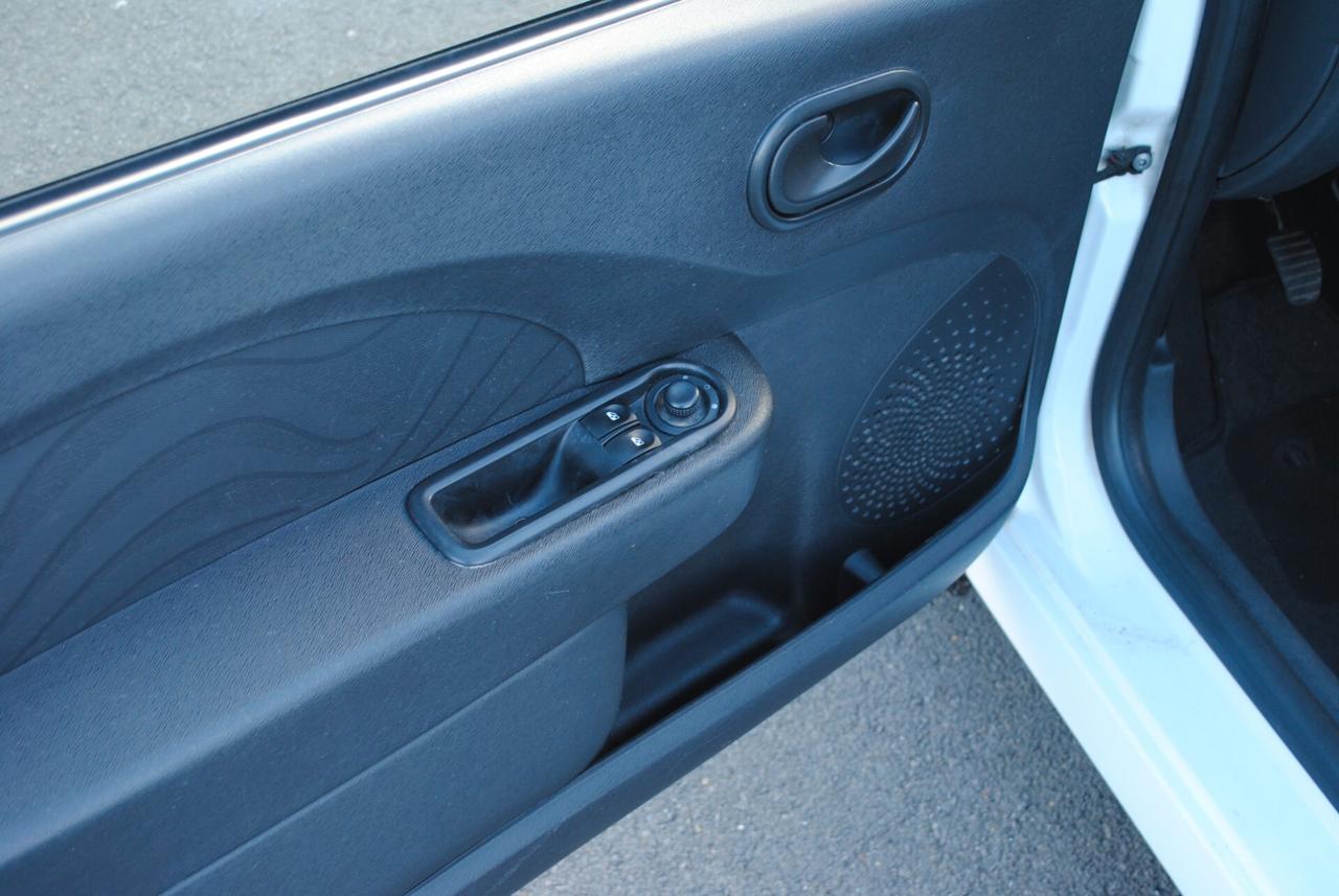 RENAULT TWINGO 1.1 75 CV OK NEOPATENTATI